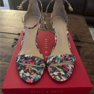 Kelly & Katie Fuchsia Kirstie Heel